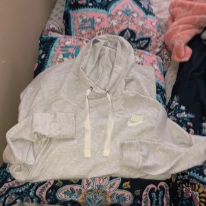 Nike pullover hoodie